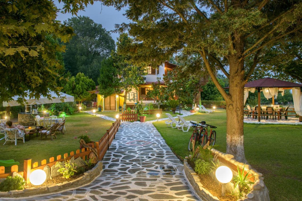Villa Palmera 伊里斯斯 外观 照片