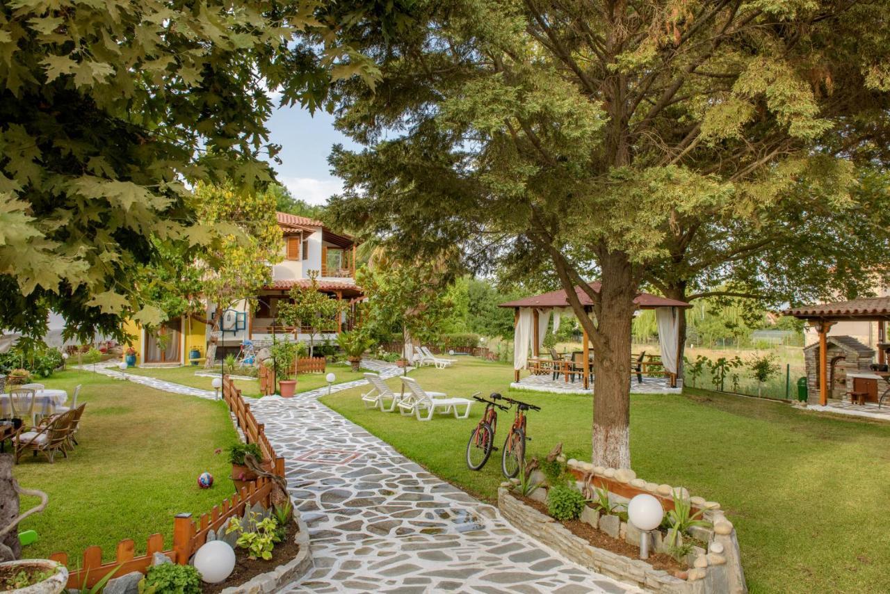 Villa Palmera 伊里斯斯 外观 照片